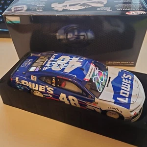Jimmie Johnson Elite 2018 (Autographed X3) Lowe's Patriotic. Chevrolet Nascar - Picture 1 of 6