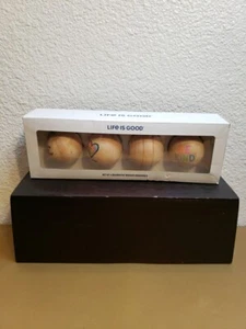 LIFE IS GOOD Juego de 4 Adornos Decorativos de Madera Navidad Nuevos y Precintados - Imagen 1 de 7