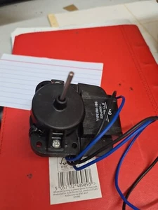 Bauknecht - Whirlpool Lüftermotor F61-10G 50/60Hz - Bild 1 von 2