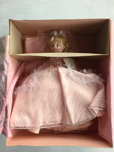 Pristine Madame Alexander “Cinderella” Doll #1546 – 14” Disney Princess - Picture 1 of 2