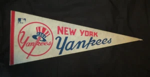 Vintage 1970s New York Yankees MLB Baseball 30" X 12" Pennant Wall Flag - Picture 1 of 5