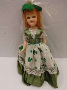Vintage ARCO Irland Puppen der Welt Sammlerstücke 7,5 Zoll große Augen schließen irisch - Bild 1 von 6