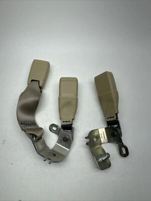 2010-2012 Lexus LS460L Rear Right, Left & Center Seat Belt Buckle Beige OEM - Image 1 of 4