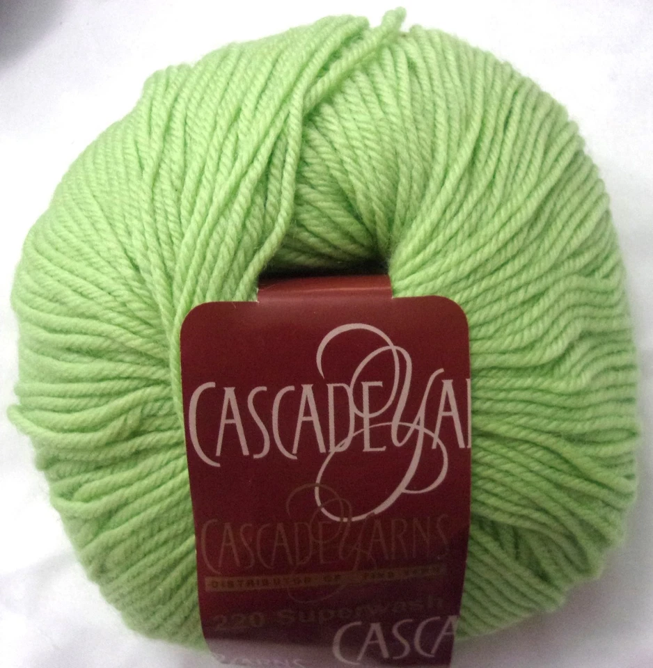 Пряжа каскадная 220 (100% суперстиральная шерсть) несколько цветов на выбор (продается за пряжу) - Изображение 1 из 1