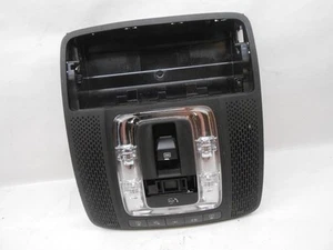 Mercedes GLA, CLA Overhead Dome Light OEM A009002519 / 009002519 GH0019 - Bild 1 von 7