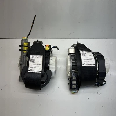 Par de cinturones de seguridad delanteros izquierdo derecho VW VOLKSWAGEN JETTA 2011-2018 5C6857706C OEM Foto 1 de 4