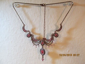 Kupferfarbene Cookie Lee Logo Rosa Emaille Strass Rocailles Belagio Halskette  - Bild 1 von 7