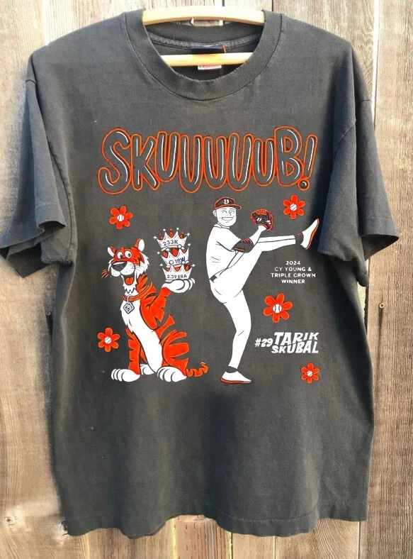 Camisa Tarik Skubal Detroit Tigers skuuuub manga corta color carbón KV30357 Foto 1 de 1