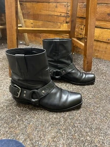 Juicy Couture Black Square Toe Ankle Boot Buckle Accent Cowboy Boot Style Size 8 - Picture 1 of 17