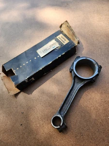 NOS GM 1954-1963 Chevrolet 6 Cyl Connecting Rod 261 CI 3836956 - Picture 1 of 8