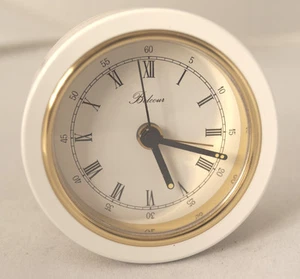 Réveil Belcour blanc, en métal et laiton massif, laqué blanc, chiffres romains - Bild 1 von 4