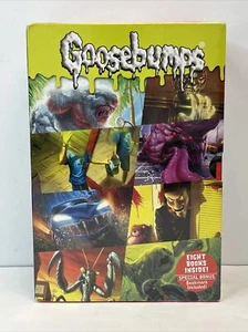 Goosebumps R L Stine 8 Books Boxed Set W/ bookmark - Imagen 1 de 6