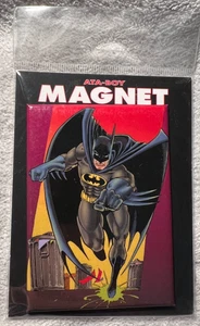 "Batman " ~ MAG BATMAN IN ALLEY ~ Fridge MAGNET  NEW!!   2.5 x 3.5 - Picture 1 of 2