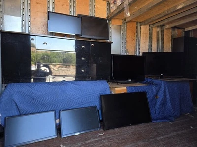 Tv & MONITORS - Image 1 of 4