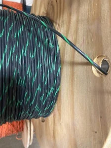14 AWG GAUGE GXL AUTOMOTIVE HIGH TEMP COPPER WIRE - 25 FT BLACK / GREEN STRIPE - Picture 1 of 1