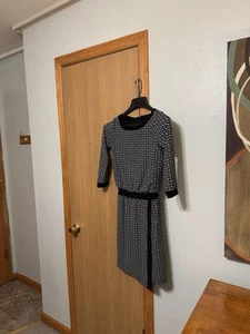 White House Black Market XXS w/Geometric Print Knee Length Blouson Dress - EUC - Picture 1 of 3