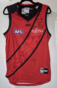 ESSENDON AFL Tim Watson Tribute Legend TEAM SIGNED Guernsey Jumper ISC - Picture 1 of 10