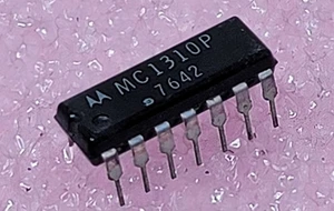 Lot of 2 - Motorola - MC1310P - FM Stereo Decoder, Demodulator DIP14, New - Picture 1 of 5