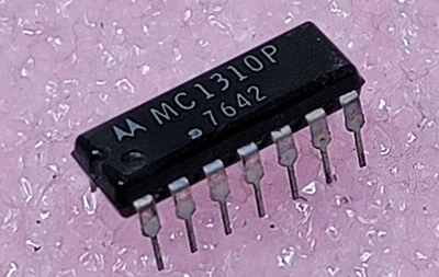 Lot of 2 - Motorola - MC1310P - FM Stereo Decoder, Demodulator DIP14, New - Image 1 of 4