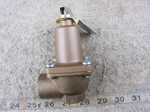 Watts M3 174A 3/4" Bronze Safety Relief Valve, New - Picture 1 of 4