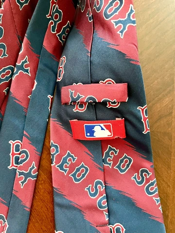 Boston Red Sox Neck Tie MLB 100% Silk Blue And Red EUC Vintage Cover