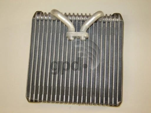 Núcleo evaporador de aire acondicionado Global Parts para Tiburon, Elantra, Sephia, Spectra 4711403 Foto 1 de 4