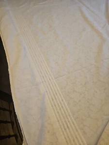 Vintage Bedspread Cream Damask 97" Long 88" Wide. Will Frill To One Short End. - Picture 1 of 4
