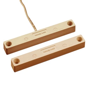 Contacto magnético de montaje en superficie Honeywell Home 7945BR XTP de 2-1/2" de ancho espacio - Imagen 1 de 1