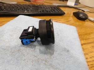 IDEC Model: HW-CB10 Terminal Black with Large Black Push Button Switch w/ HW-U10 - Picture 1 of 3