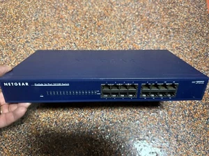 Netgear Prosafe 16 Port10/100 Switch FS116 - No Power Cord - Picture 1 of 3