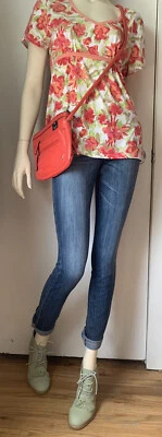 Botas verdes perforadas de cuero Caterpillar para mujer 9 Foto 1 de 4