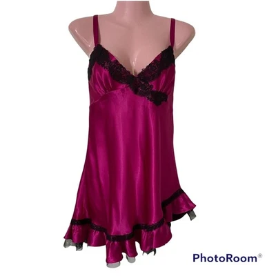 Женская ночная рубашка Flora Nikrooz Chemise Baby Doll средний размер фиолетовый черный - Изображение 1 из 4