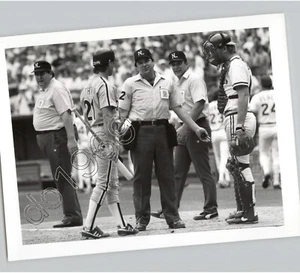Foto de prensa vintage 1990 árbitro de béisbol de Cincinnati Reds - Imagen 1 de 2