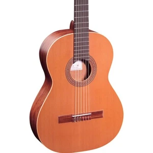 Ortega Traditional Series R180 Classical Guitar Satin Natural 4/4 - Picture 1 of 7