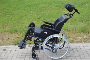 Alu Rehab Netti 4U CE Pflegerollstuhl Multifunktionsrollstuhl SB:45cm - Bild 1 von 12