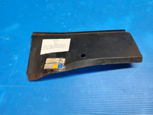 Longeron de liaison verticale de plancher gauche pour: Peugeot: 104 tous types - - Picture 1 of 1