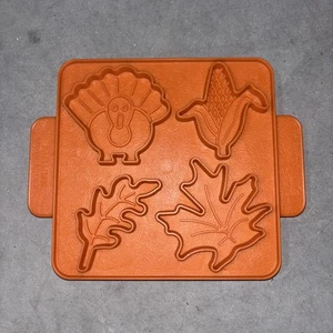 Nordic Ware Autumn Halloween Reversible Cookie Cutters In One Fall Plastic (K3) - Picture 1 of 2