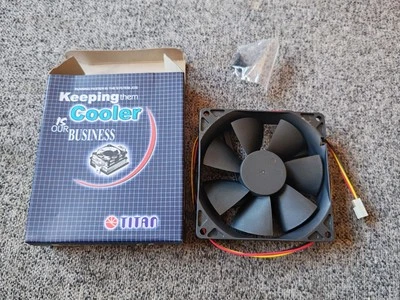 Titan TFD-9225M12B Lüfter 92mm - Bild 1 von 3