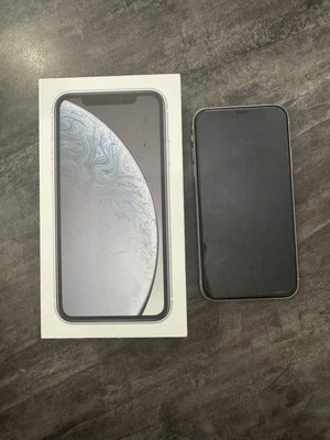 Apple iPhone XR  - 128GB - Bianco - Immagine 1 di 2