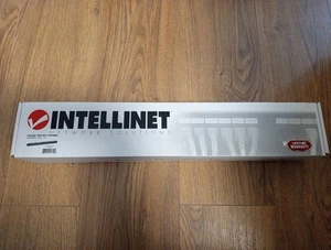 Intellinet – Patch panel di rete 24 Porte RJ45 CAT 5e E157358 - Foto 1 di 4