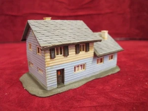 N SCALE HOTEL, STORE ,OFFICE, HOUSE , ACCESSORYS EXTRAVAGANZA2~LOT74 - Picture 1 of 11