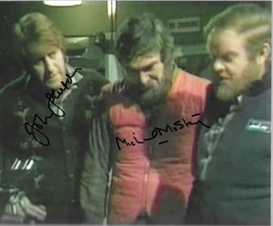 John Gleeson and Michael McStay Dr Who 10" x 8" Genuine Signed Autograph 38295 - Picture 1 of 1