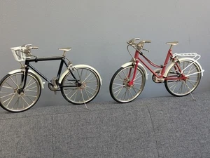 Vintage 1:10 Scale Diecast Mens And Ladies Bicycle Good Condition Read Descript - Picture 1 of 13