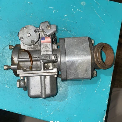 Carburador Qwiksilver 2 con espaciador y admisión Harley Foto 1 de 4