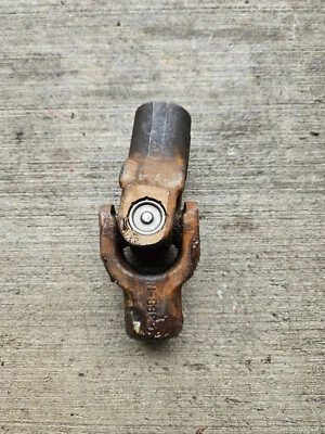 87-09 铃木 BOULEVARD S83 C90 INTRUDERV 1400 S1400 Final Drive U 联合轭 — 第 1/4 张图片