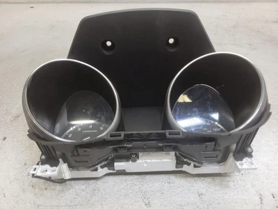 Grupo de velocímetro Subaru Legacy Outback 2017 con sistema de prechoque 85003AL61A Foto 1 de 4