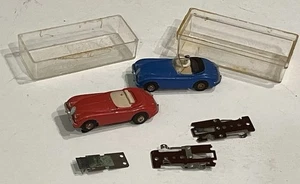 Vibratore AURORA JAGUAR XK140 CONVERTIBILE BLU e rosso vintage anni 60 slot car, custodia - Foto 1 di 14