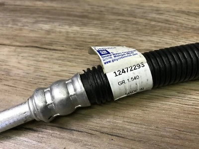 1991-1993 CHEVROLET SUBURBAN C K 2500 3500 NOS GM OIL COOLER HOSE 12472293 - Image 1 of 2