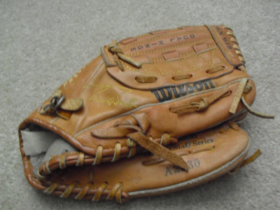 Guante de béisbol de cuero Wilson Barry Bonds A2230 vintage de los años 90 Foto 1 de 3