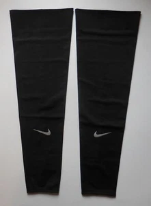 Nike Run Division Thigh Leg Warmer Sleeves Women Black/Silver Medium One Pair - Picture 1 of 5
